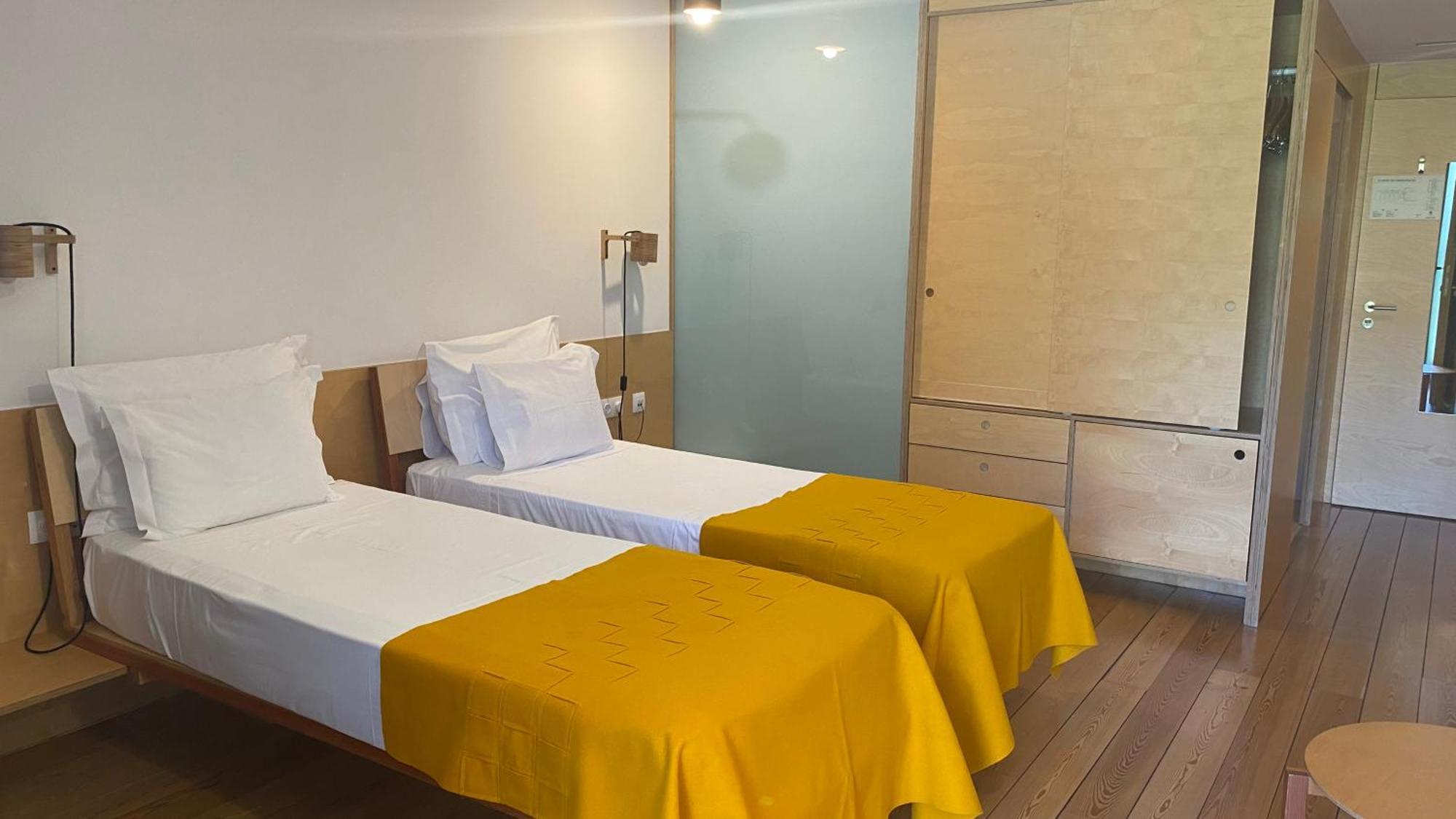 Colmeal Countryside Hotel 菲盖拉迪卡斯特卢罗德里古 外观 照片