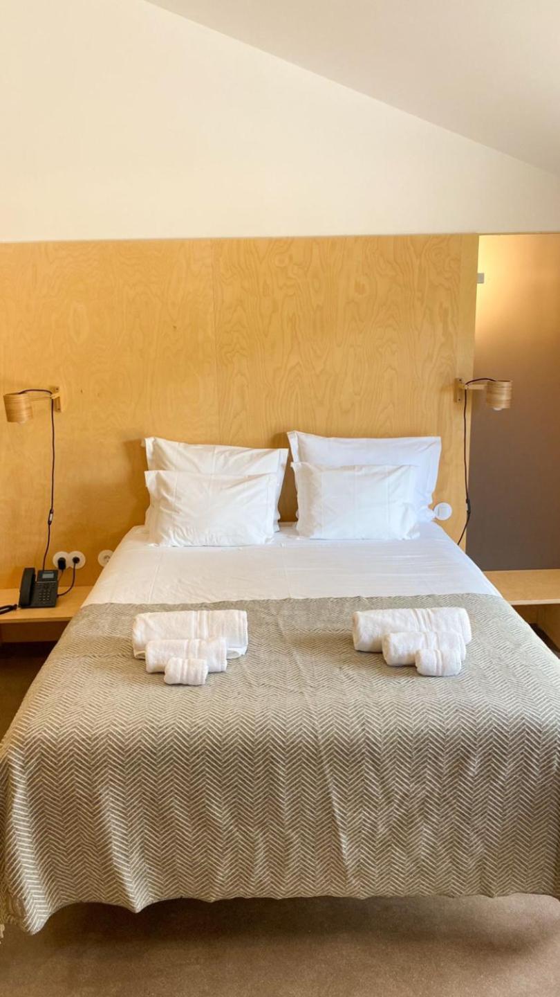 Colmeal Countryside Hotel 菲盖拉迪卡斯特卢罗德里古 外观 照片